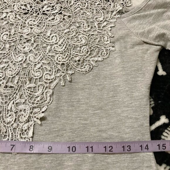 YOINS Heathered grey cold-shoulder lace top ~ SMALL MEDIUM peak-a-boo shirt - Picture 9 of 14